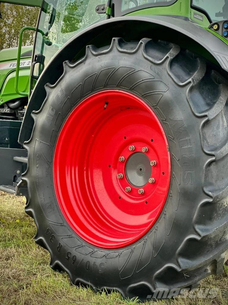 Fendt 211S Vario Traktorid