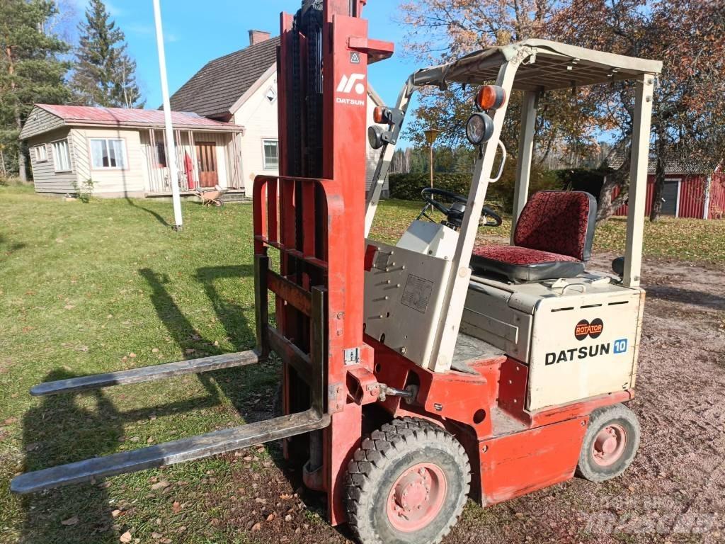 Datsun 10 Elektritõstukid