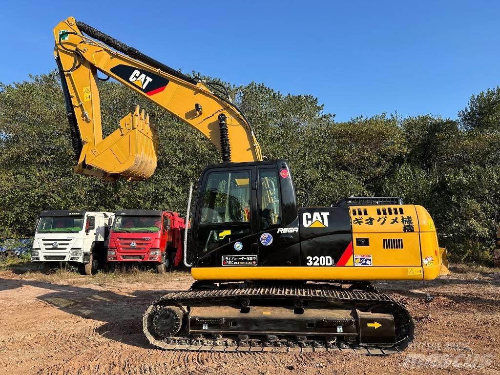 CAT 320 D L Roomikekskavaatorid