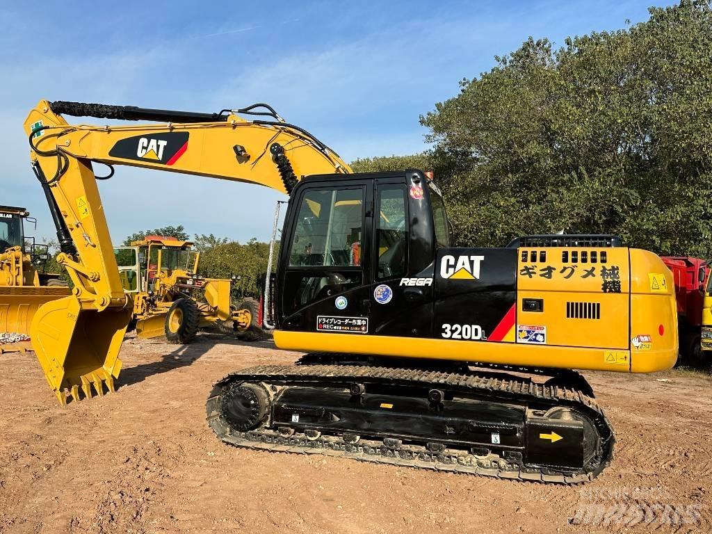 CAT 320 D L Roomikekskavaatorid