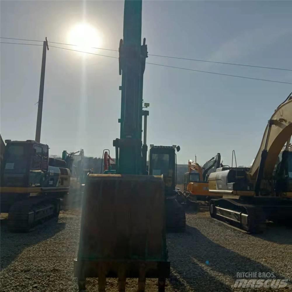 Kobelco SK 350 D Roomikekskavaatorid