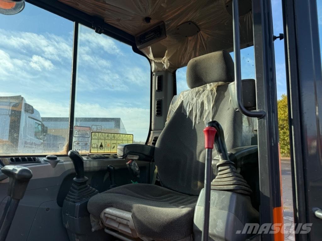 Doosan DX 63-3 Miniekskavaatorid < 7 t