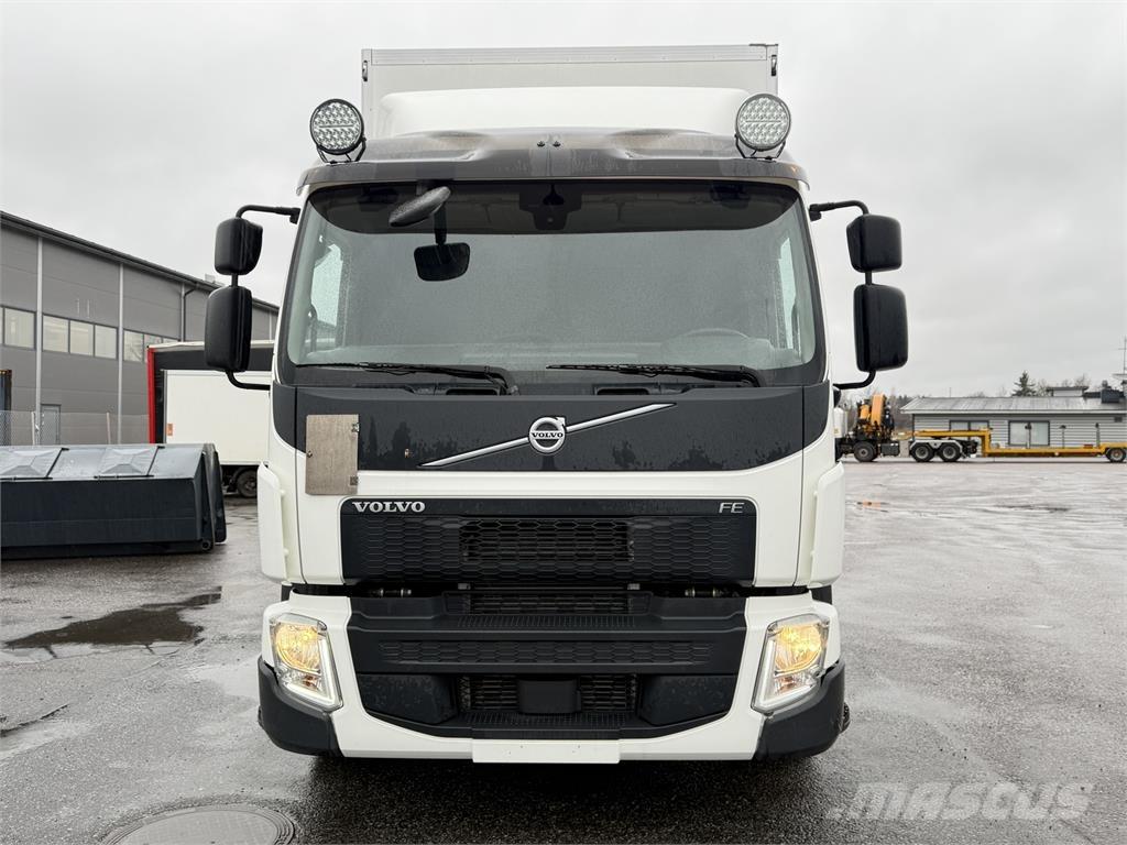 Volvo FE320 4X2 Furgoonautod