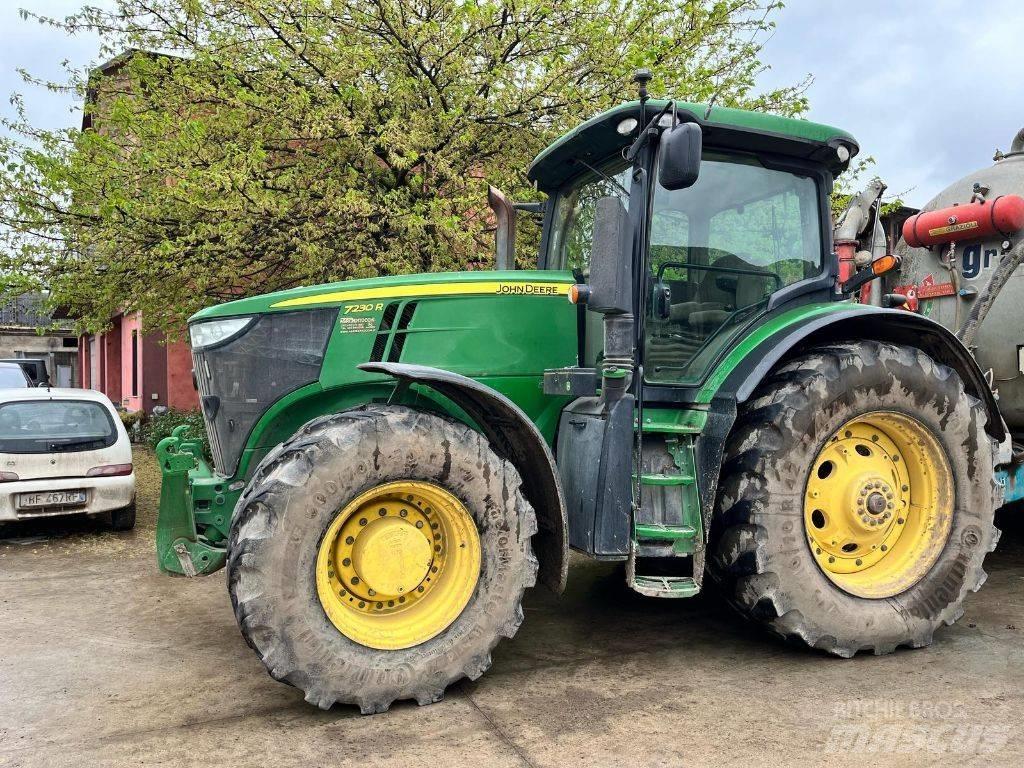 John Deere 7230 R Traktorid