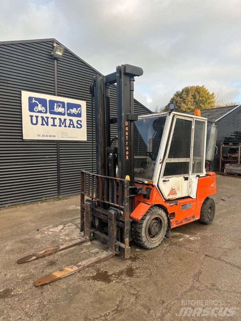 Dantruck 3004 Diiseltõstukid