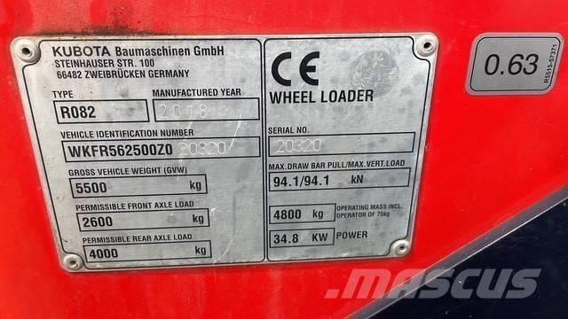 Kubota R082 Rataslaadurid