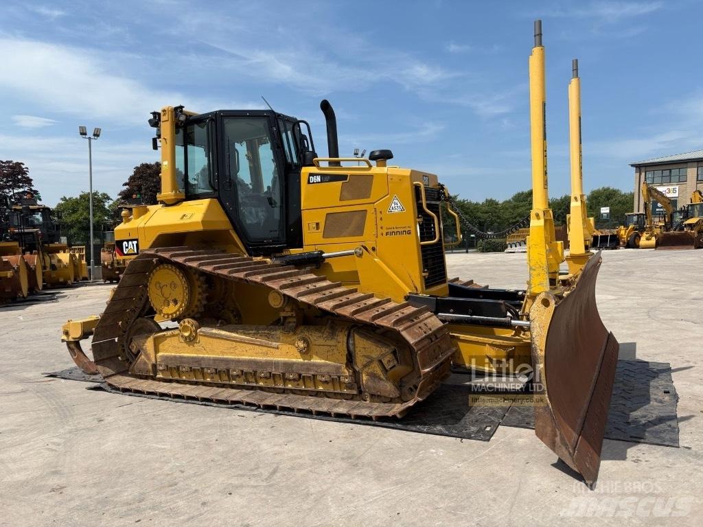 CAT D 6 N LGP Buldooserid