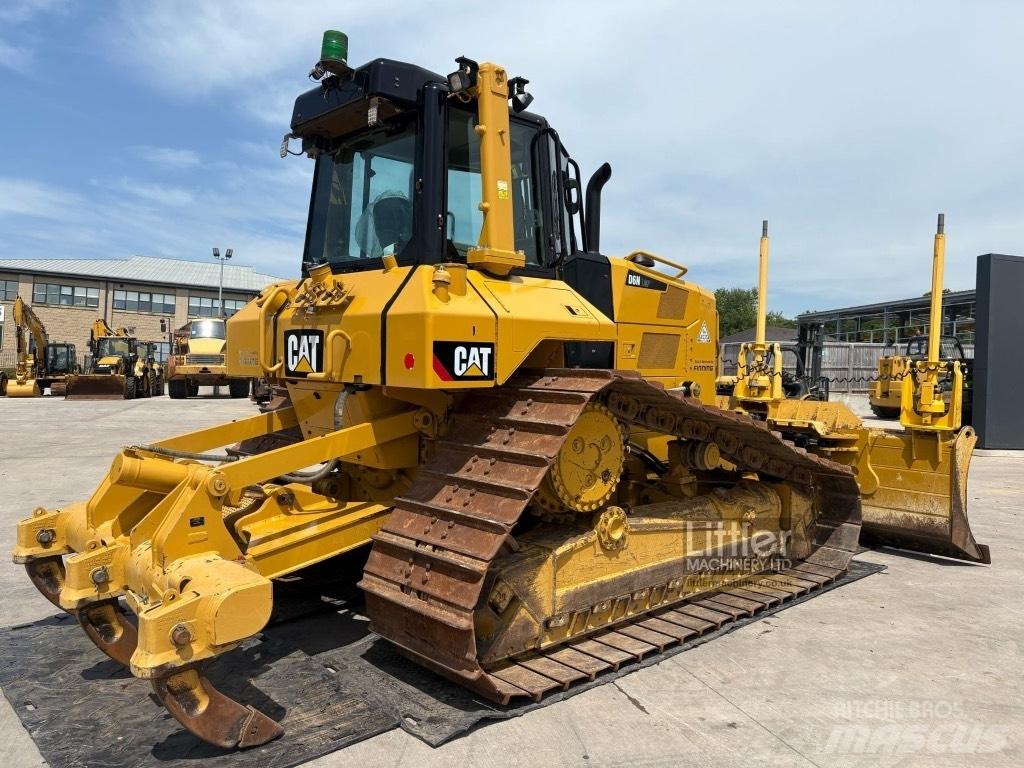 CAT D 6 N LGP Buldooserid