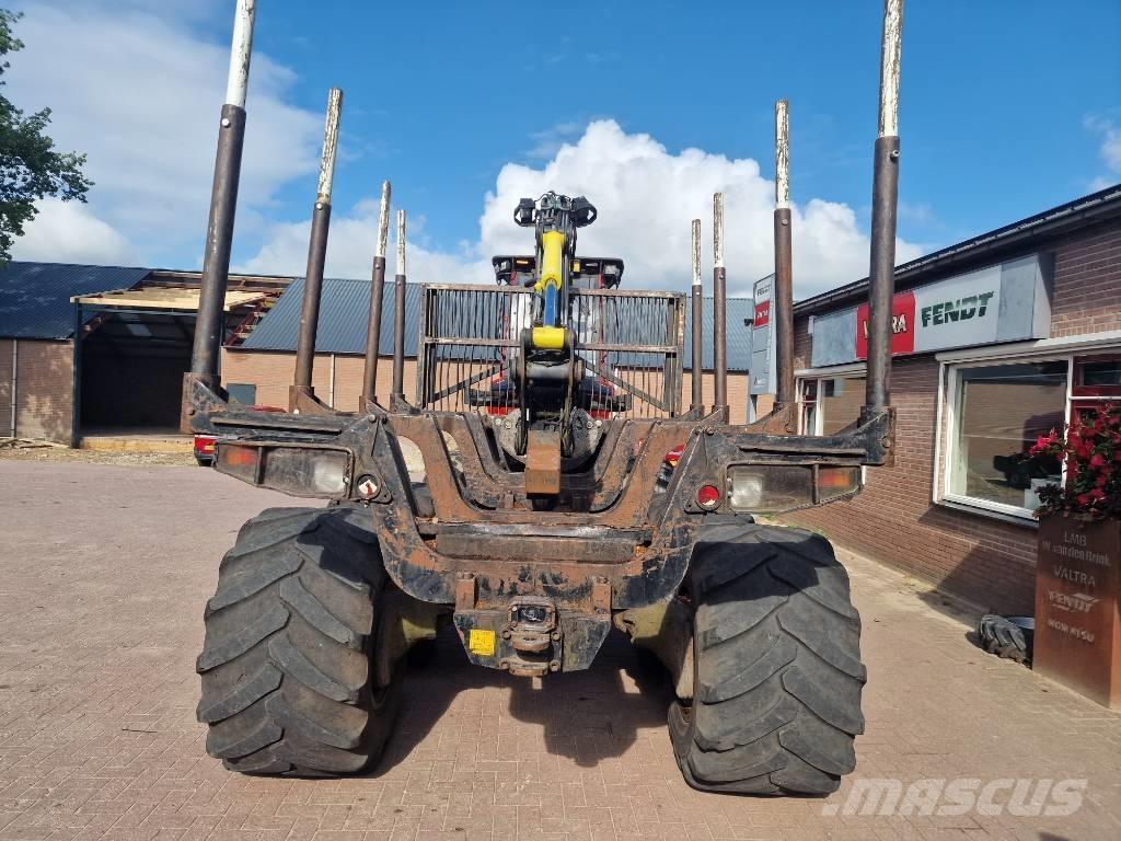 Komatsu 855 Forwarderid