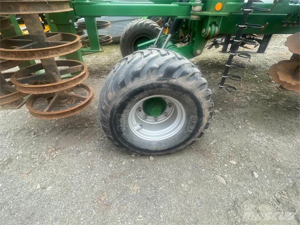 Kerner HA 500 Randaalid