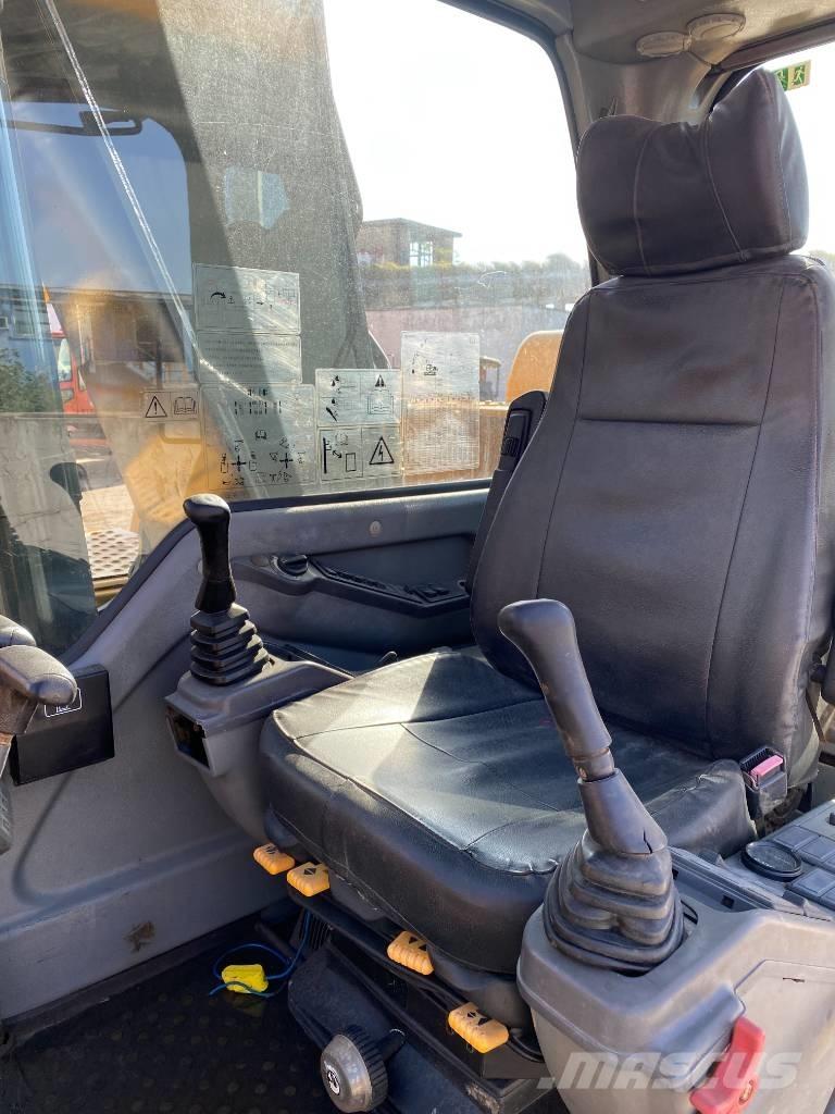 Volvo EC 210 B LC Roomikekskavaatorid