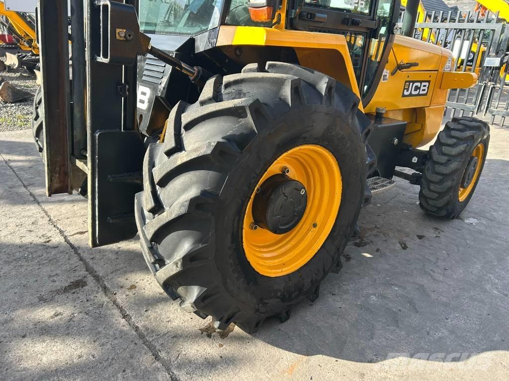 JCB 926 Maastikutõstukid
