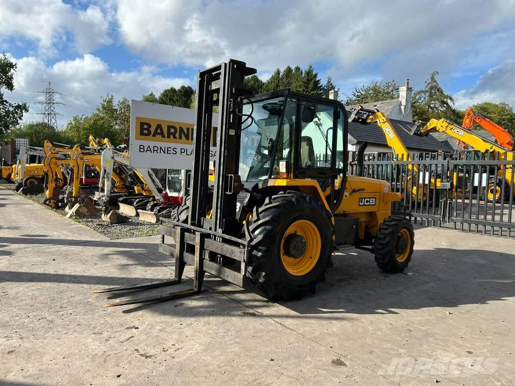 JCB 926 Maastikutõstukid