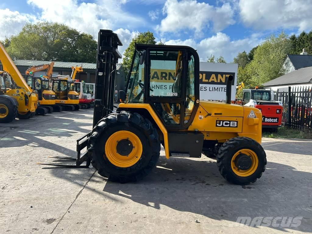 JCB 926 Maastikutõstukid
