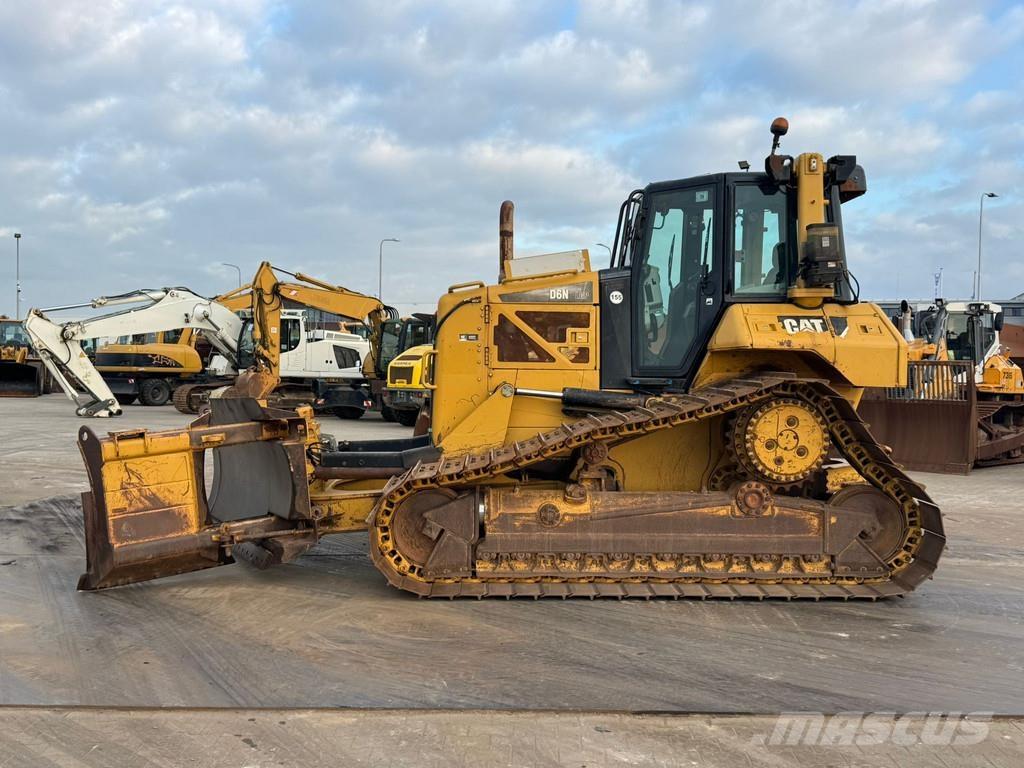 CAT D6N LGP Buldooserid