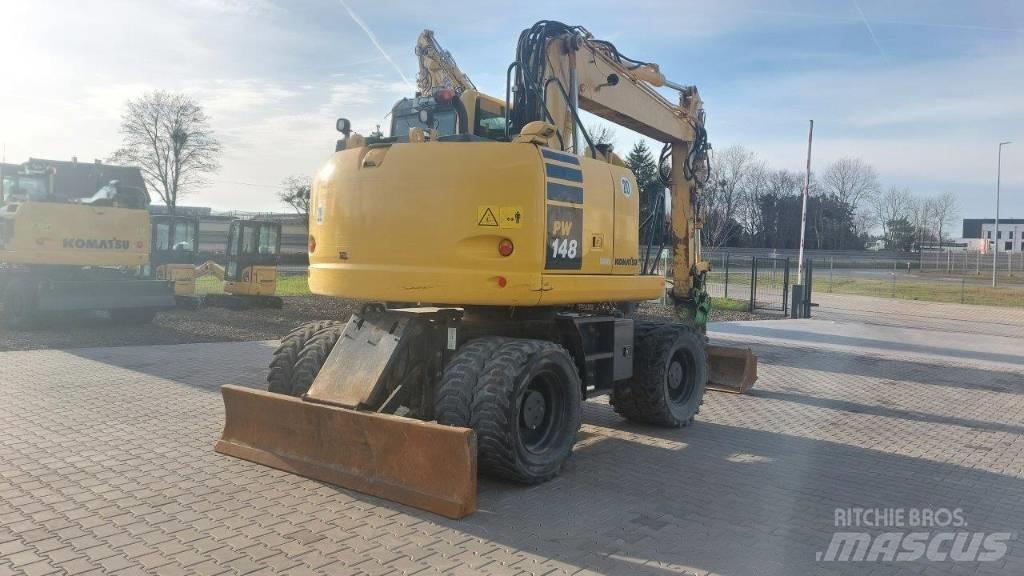 Komatsu PW 148-10 Ratasekskavaatorid
