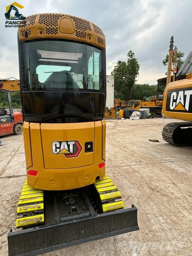 CAT 302 Miniekskavaatorid < 7 t