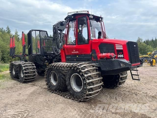 Komatsu 895 Forwarderid