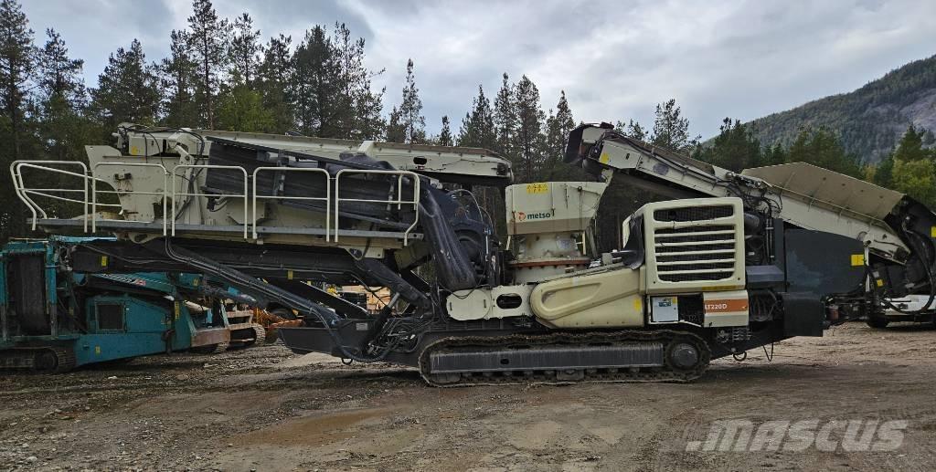 Metso LT 220 D Iseliikuvad purustid