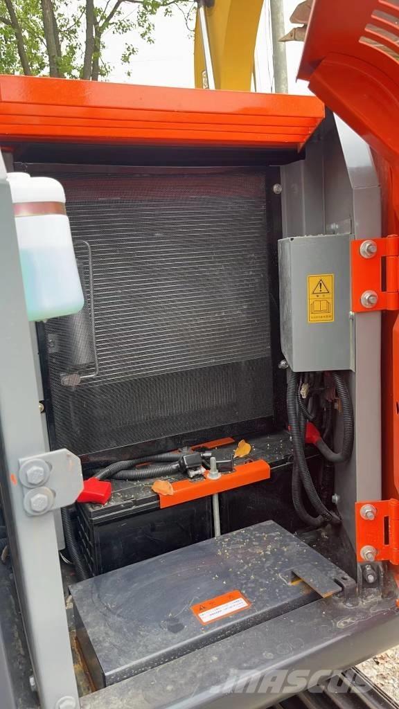 Hitachi ZX 70 Miniekskavaatorid < 7 t