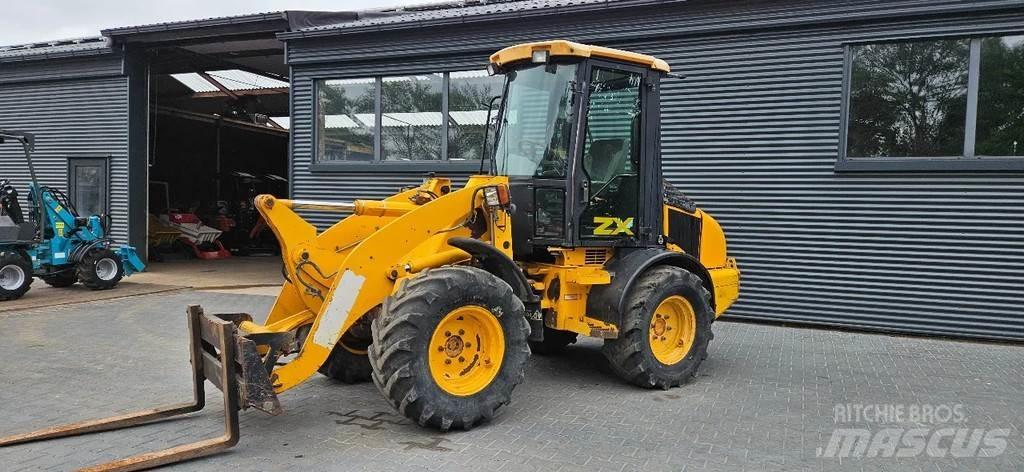 JCB ZX 409 Rataslaadurid