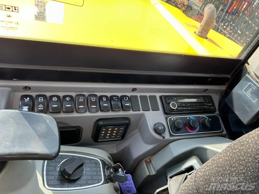 JCB 85 Z-1 Väikeekskavaatorid 7t-12t