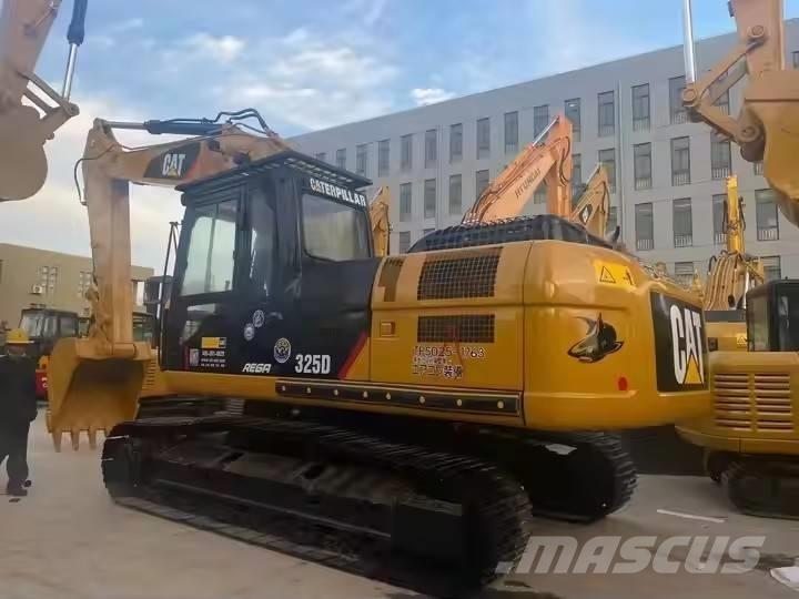CAT 325 D Roomikekskavaatorid