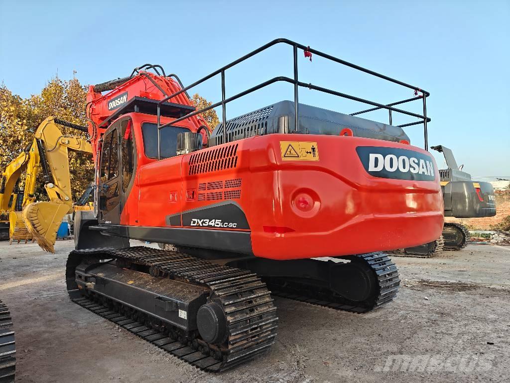 Doosan DX 345LC-9C Roomikekskavaatorid