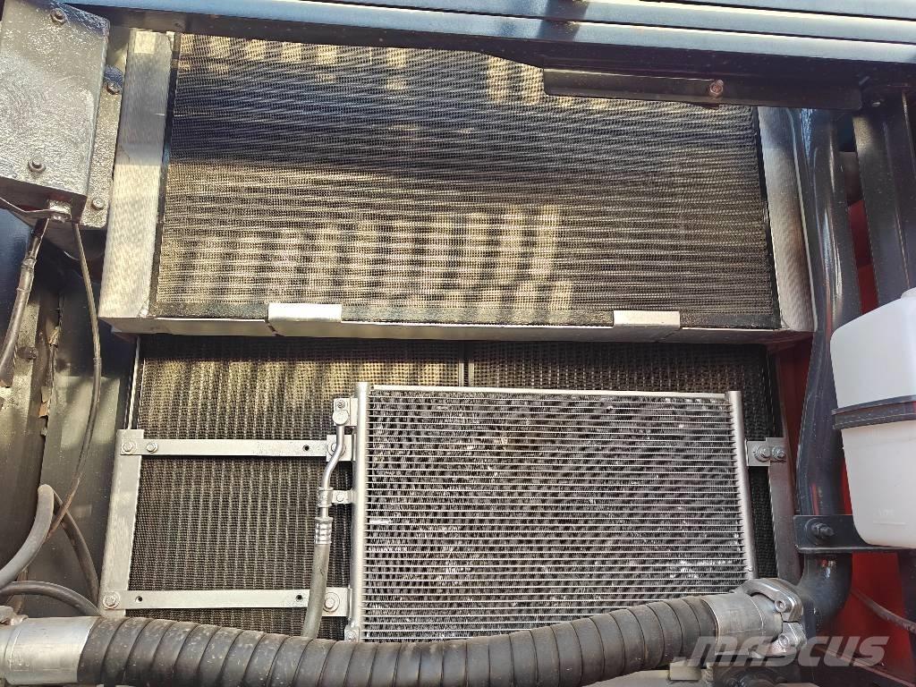 Doosan DX 345LC-9C Roomikekskavaatorid