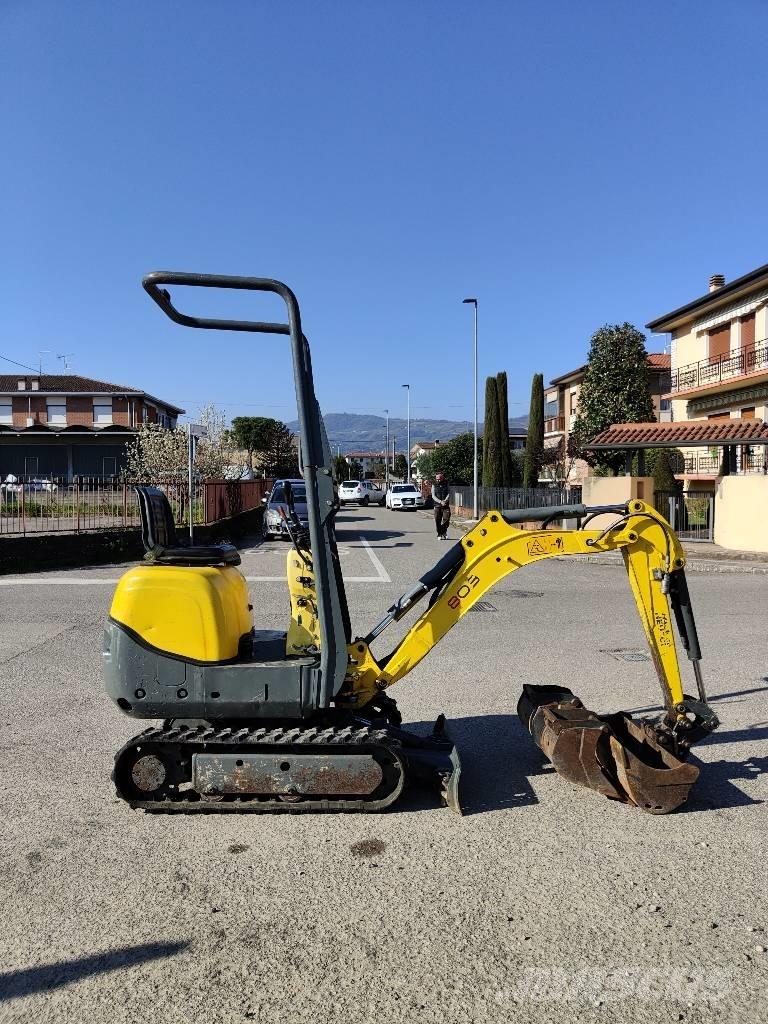 Wacker Neuson 803 Miniekskavaatorid < 7 t