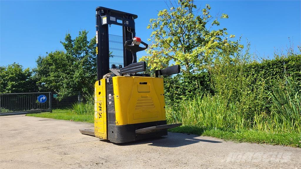 Yale MS15X 2017 Platvormiga virnastajad