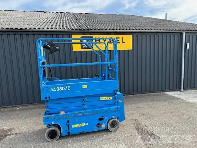 Magni ES 0807 E Käärtõstukid