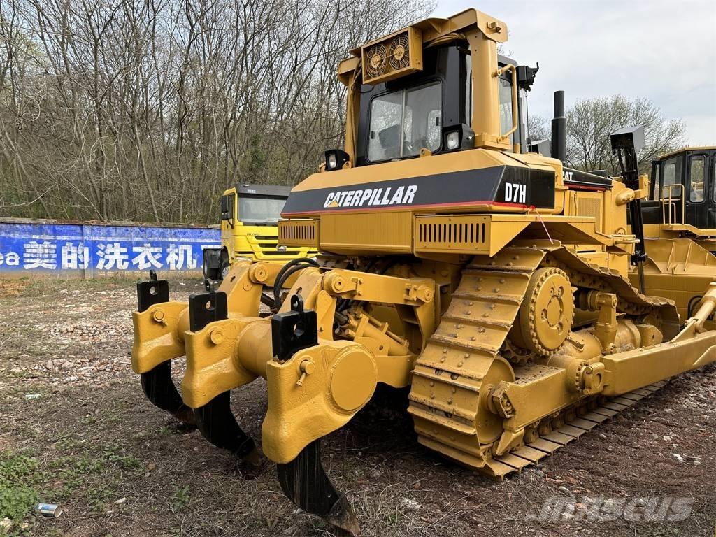 CAT D7H Buldooserid