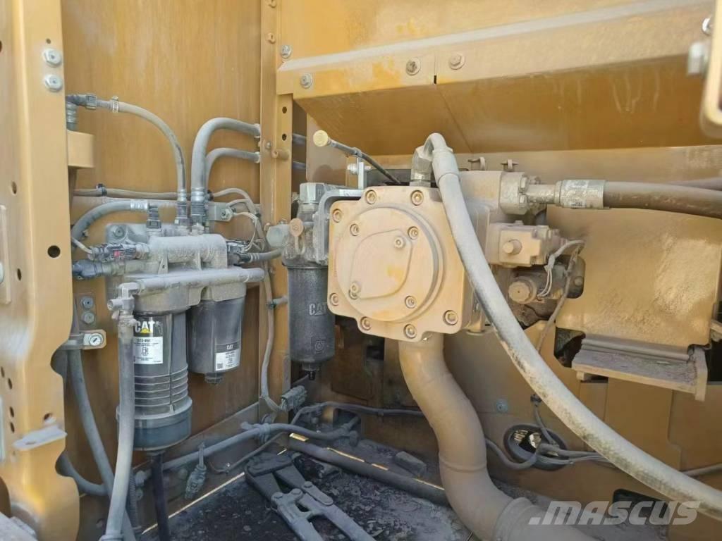 CAT 320 GC Roomikekskavaatorid