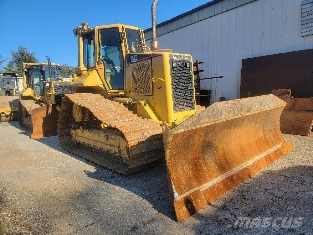 CAT D 5 N LGP Buldooserid