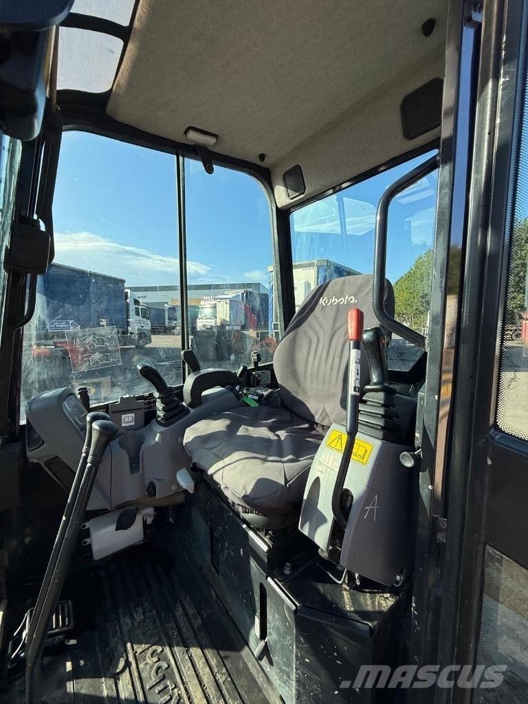 Kubota U 27-4 Miniekskavaatorid < 7 t