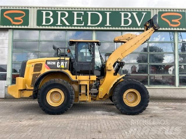 CAT 962 M Rataslaadurid