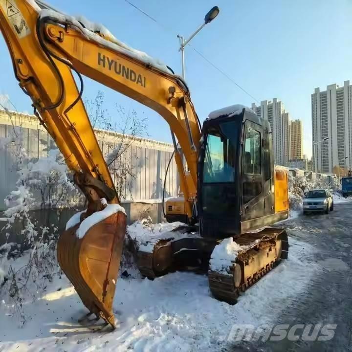 Hyundai 110 VS Roomikekskavaatorid