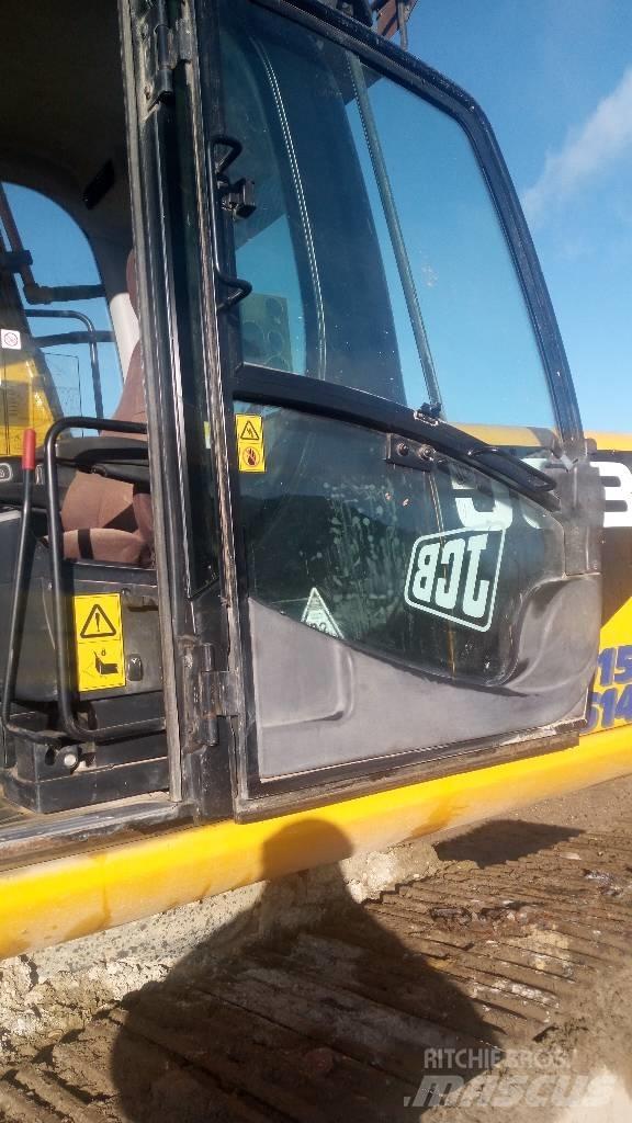 JCB JS 220 LC Roomikekskavaatorid
