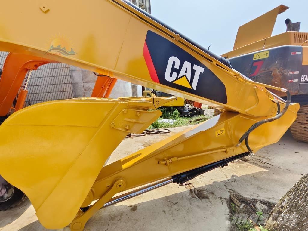 CAT 320 D Roomikekskavaatorid
