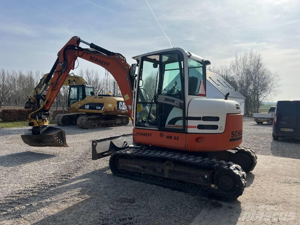 Schaeff HR 32 Väikeekskavaatorid 7t-12t