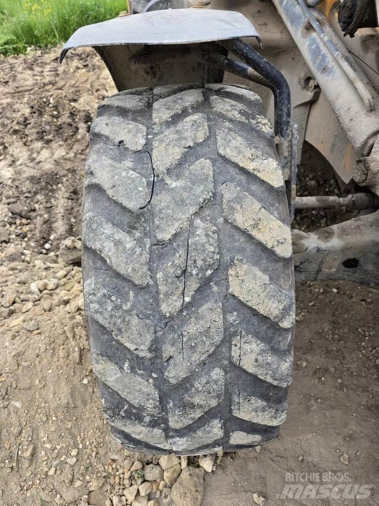 JCB 3CX Ekskavaatorlaadurid