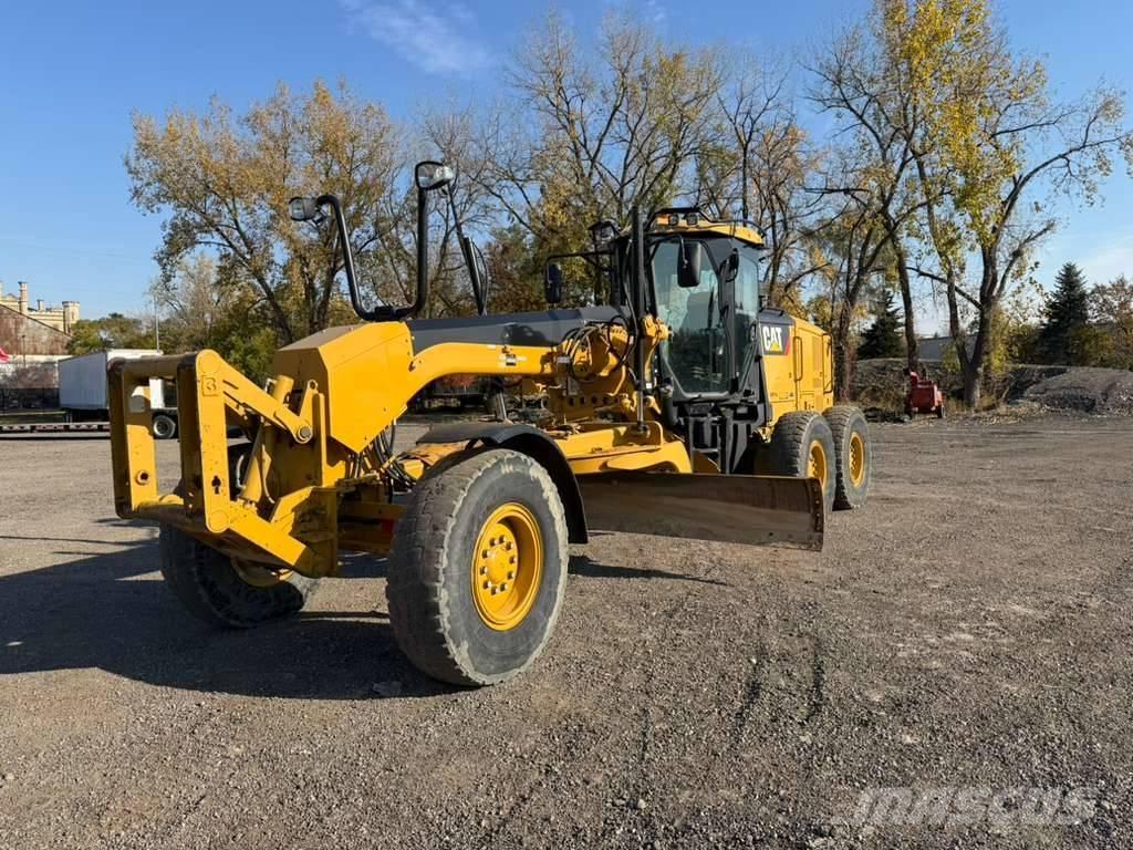 CAT 140 M 2 Greiderid