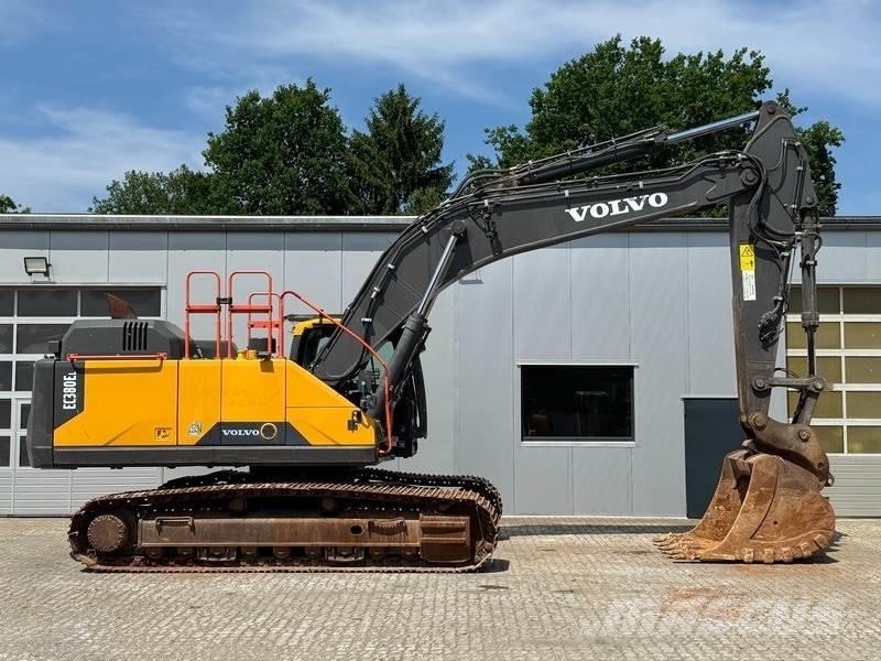 Volvo EC 380 EL Roomikekskavaatorid