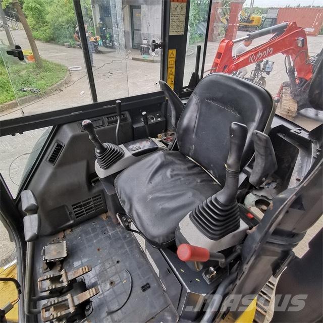 Komatsu PC 35 M-2 Miniekskavaatorid < 7 t