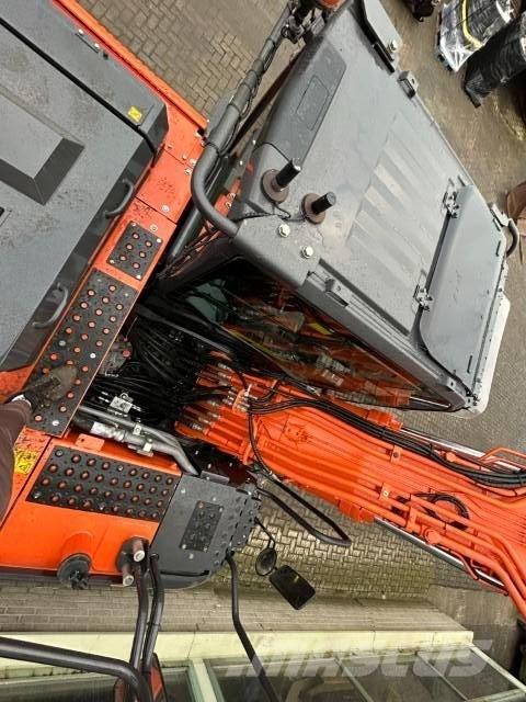 Hitachi ZX 170 W-6 Ratasekskavaatorid