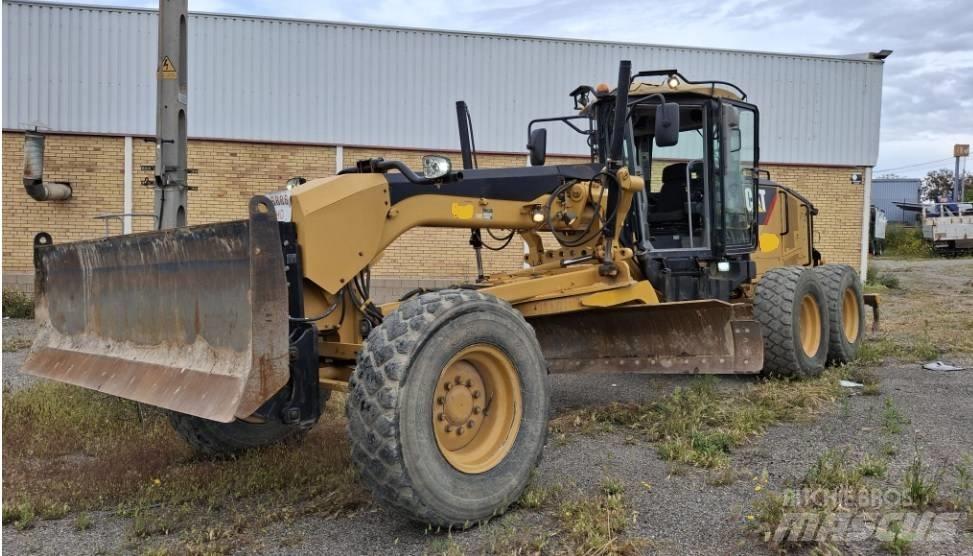 CAT 140 M Greiderid