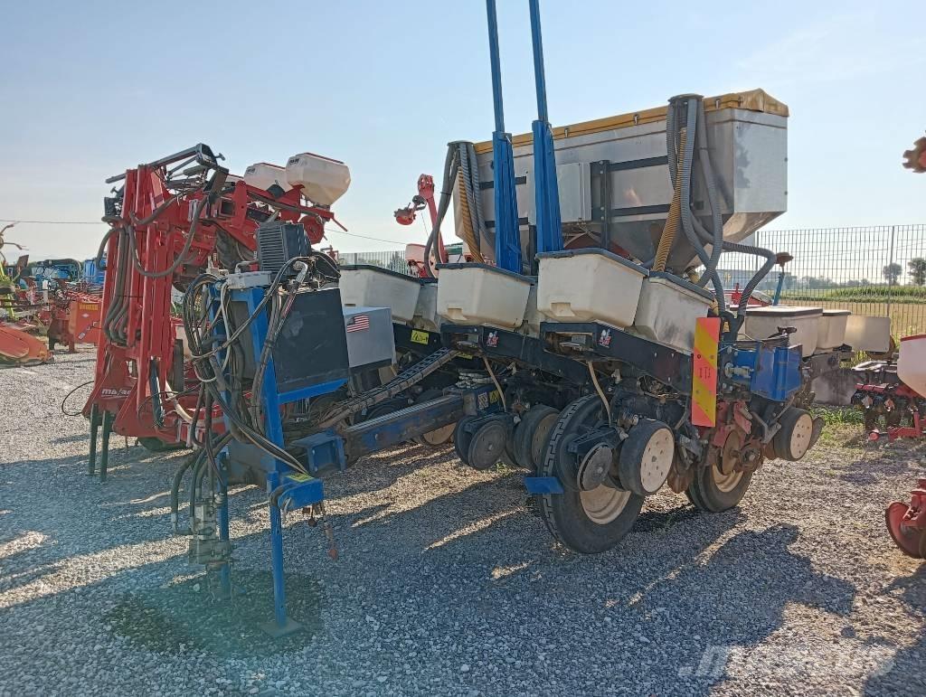 Kinze 3000 Istutusmasinad