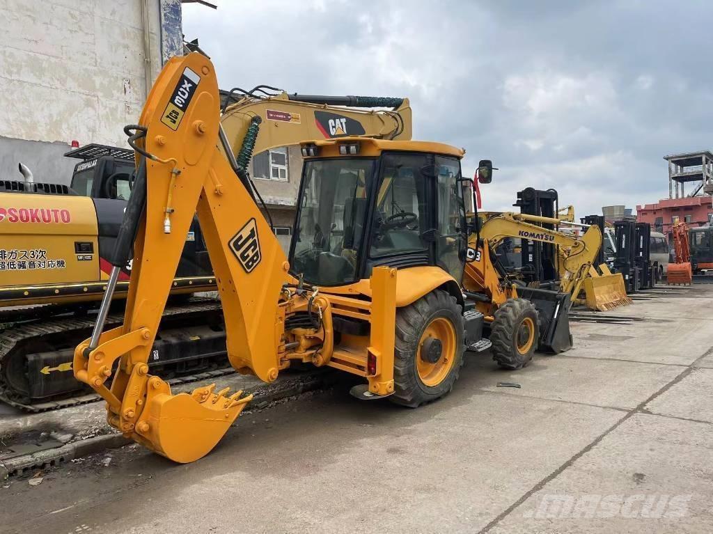 JCB 3CX Ekskavaatorlaadurid
