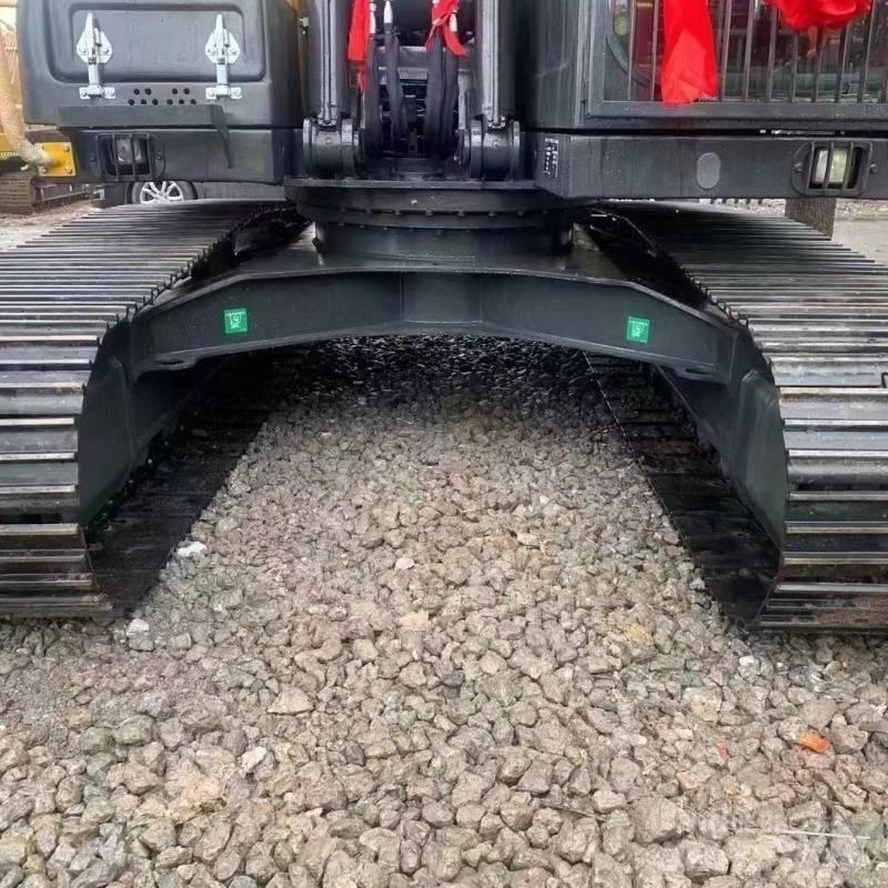 Volvo EC 140 Roomikekskavaatorid